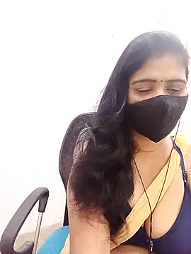 Snapshot of Lucky-Deepthi chatting on 04/11/26, 08:57 Lucky-Deepthi online show from 04/11/26, 08:57