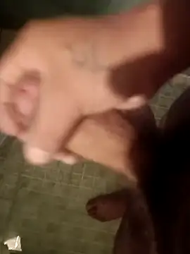 Snapshot of calenturient chatting on 04/20/26, 02:58 calenturient online show from 04/20/26, 02:58