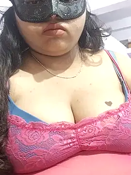 BigAssSarah online show from 10/03/25, 09:45