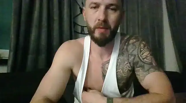 Snapshot of realdilf chatting on 03/13/25, 07:39 realdilf online show from 03/13/25, 07:39