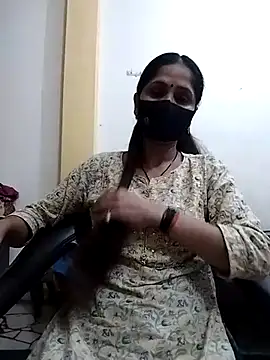 priyancyfun online show from 03/18/25, 01:42