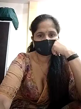 priyancyfun online show from 04/15/26, 04:52