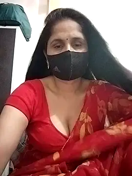 Snapshot of priyancyfun chatting on 04/18/26, 04:11 priyancyfun online show from 04/18/26, 04:11