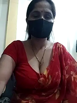 Snapshot of priyancyfun chatting on 04/27/26, 01:58 priyancyfun online show from 04/27/26, 01:58