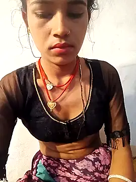 Amaya Bajwa online show from 02/02/25, 09:23