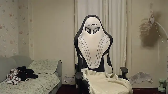 Snapshot of rama_banshi2412 chatting on 04/13/26, 09:53 rama banshi2412 online show from 04/13/26, 09:53