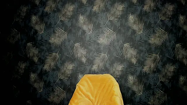 Snapshot of NNNoire chatting on 01/08/25, 05:59 NNNoire online show from 01/08/25, 05:59