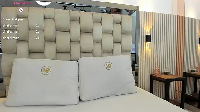 ashlyn parker online show from 03/15/25, 08:21