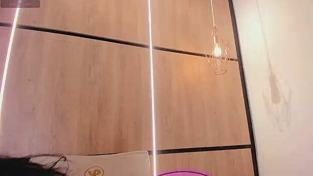 Snapshot of ashlyn_parker chatting on 02/03/26, 08:03 ashlyn parker online show from 02/03/26, 08:03