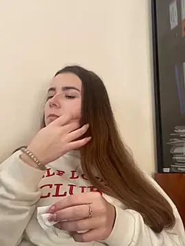 mewKate online show from 02/10/25, 02:05