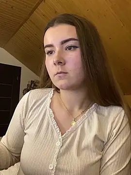 mewKate online show from 03/13/25, 06:34