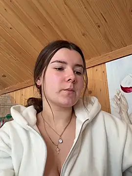 Snapshot of mewKate chatting on 02/11/26, 11:15 mewKate online show from 02/11/26, 11:15