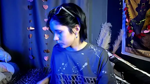 Hyeon Jin online show from 02/23/25, 08:55