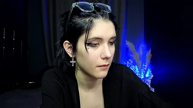 Hyeon Jin online show from 03/04/25, 08:27