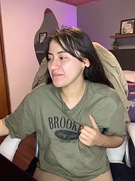 Camila pinkk online show from 02/28/25, 11:01