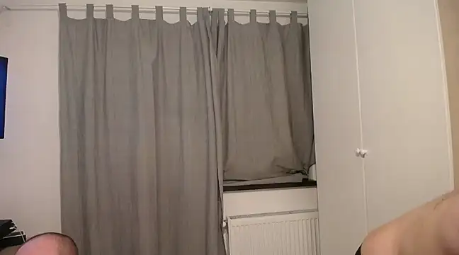 Snapshot of adryanyou46 chatting on 02/13/25, 06:05 adryanyou46 online show from 02/13/25, 06:05