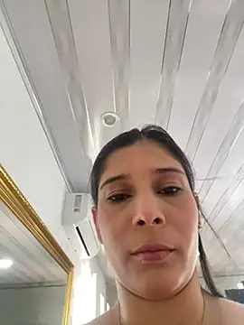 MilaRux online show from 01/12/25, 02:41