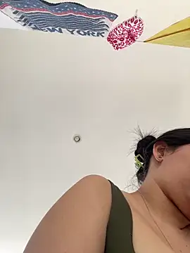 MilaRux online show from 03/15/25, 04:10