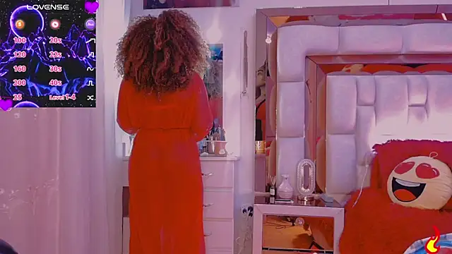 Aliana Ross online show from 11/18/25, 07:57