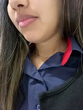 LuizaDiaz online show from 02/10/25, 01:33