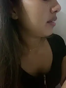 LuizaDiaz online show from 02/14/25, 09:43