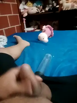 parejanuevahoff online show from 10/14/25, 07:14