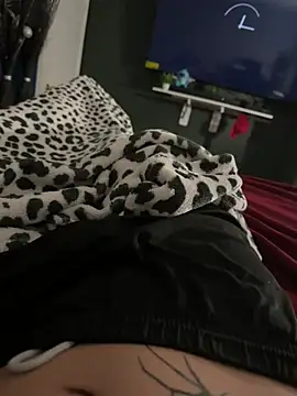 azzel19 online show from 01/07/25, 06:16