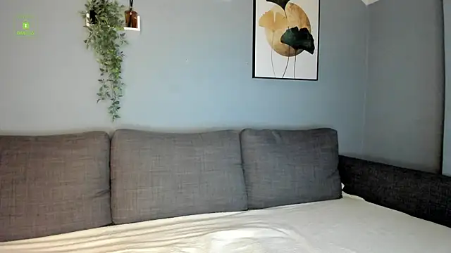 Stephany Richardz online show from 03/27/26, 06:19