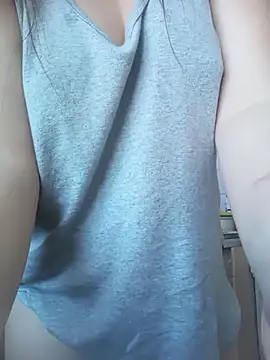 Snapshot of Lauren_Amabel chatting on 03/27/26, 09:32 Lauren Amabel online show from 03/27/26, 09:32