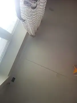 Snapshot of Lauren_Amabel chatting on 04/07/26, 08:04 Lauren Amabel online show from 04/07/26, 08:04