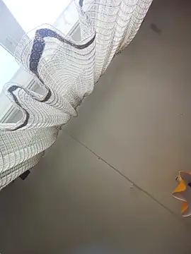 Snapshot of Lauren_Amabel chatting on 04/21/26, 10:10 Lauren Amabel online show from 04/21/26, 10:10