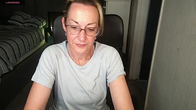 boeslaboes1 online show from 09/20/25, 03:46