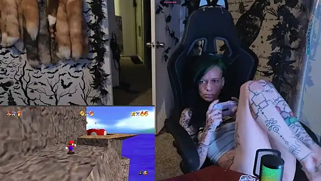 Snapshot of trashbrat chatting on 09/22/25, 08:16 trashbrat online show from 09/22/25, 08:16