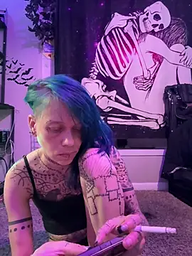 Snapshot of trashbrat chatting on 10/16/25, 08:59 trashbrat online show from 10/16/25, 08:59