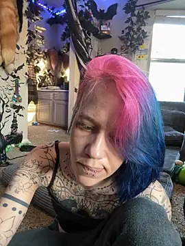 Snapshot of trashbrat chatting on 03/14/26, 11:54 trashbrat online show from 03/14/26, 11:54