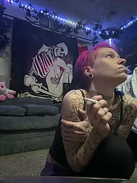 Snapshot of trashbrat chatting on 03/26/26, 11:27 trashbrat online show from 03/26/26, 11:27