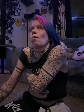 Snapshot of trashbrat chatting on 04/08/26, 09:09 trashbrat online show from 04/08/26, 09:09