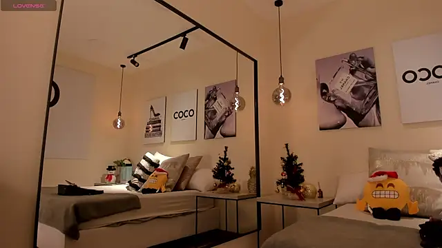 Blue Angell online show from 12/16/25, 12:04