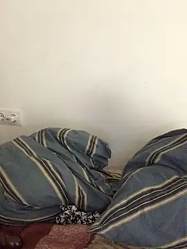 Snapshot of VikiiStoun chatting on 03/22/25, 04:47 VikiiStoun online show from 03/22/25, 04:47