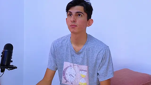 Ana and Leo online show from 02/06/25, 12:05