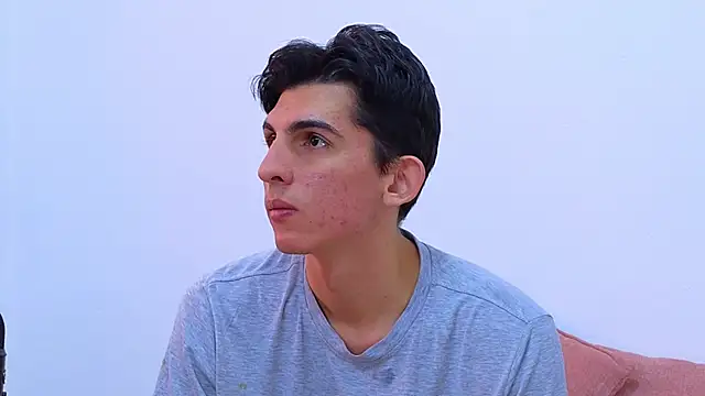 Ana and Leo online show from 02/18/25, 12:17