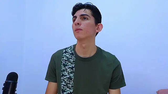 Ana and Leo online show from 02/20/25, 12:04