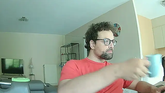 littlehairyman online show from 09/10/25, 07:41