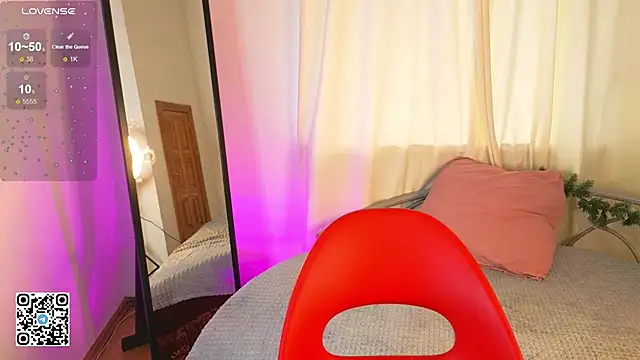 mon lola online show from 01/18/25, 09:24