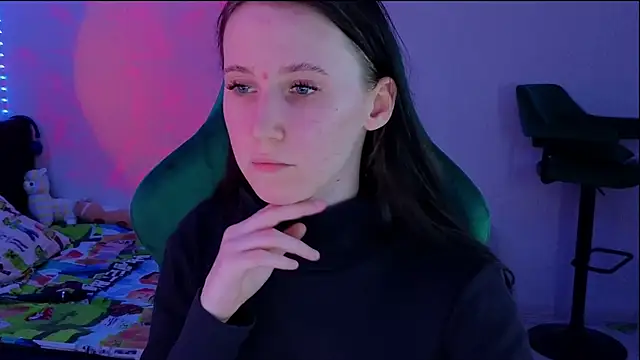 mon lola online show from 03/12/25, 05:49