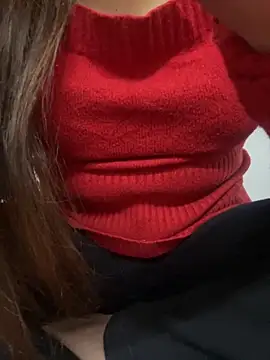 Red-Magic-25 online show from 11/19/25, 06:46