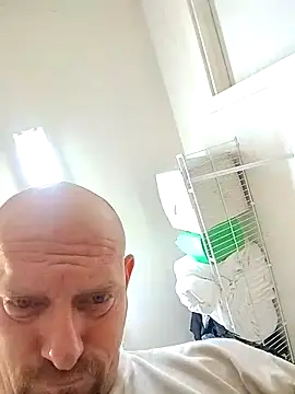 jayjay198080 online show from 02/14/25, 06:34