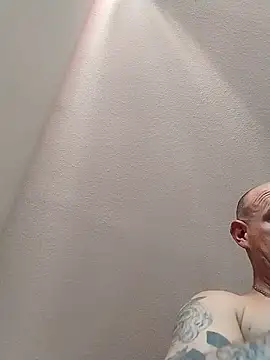 jayjay198080 online show from 03/16/25, 08:21