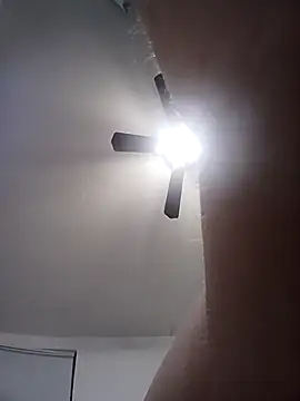 jayjay198080 online show from 12/21/25, 01:40