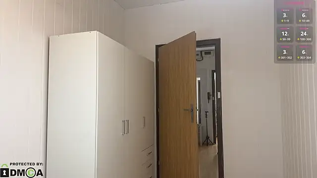 wannaseeyoursmile online show from 03/18/25, 07:19